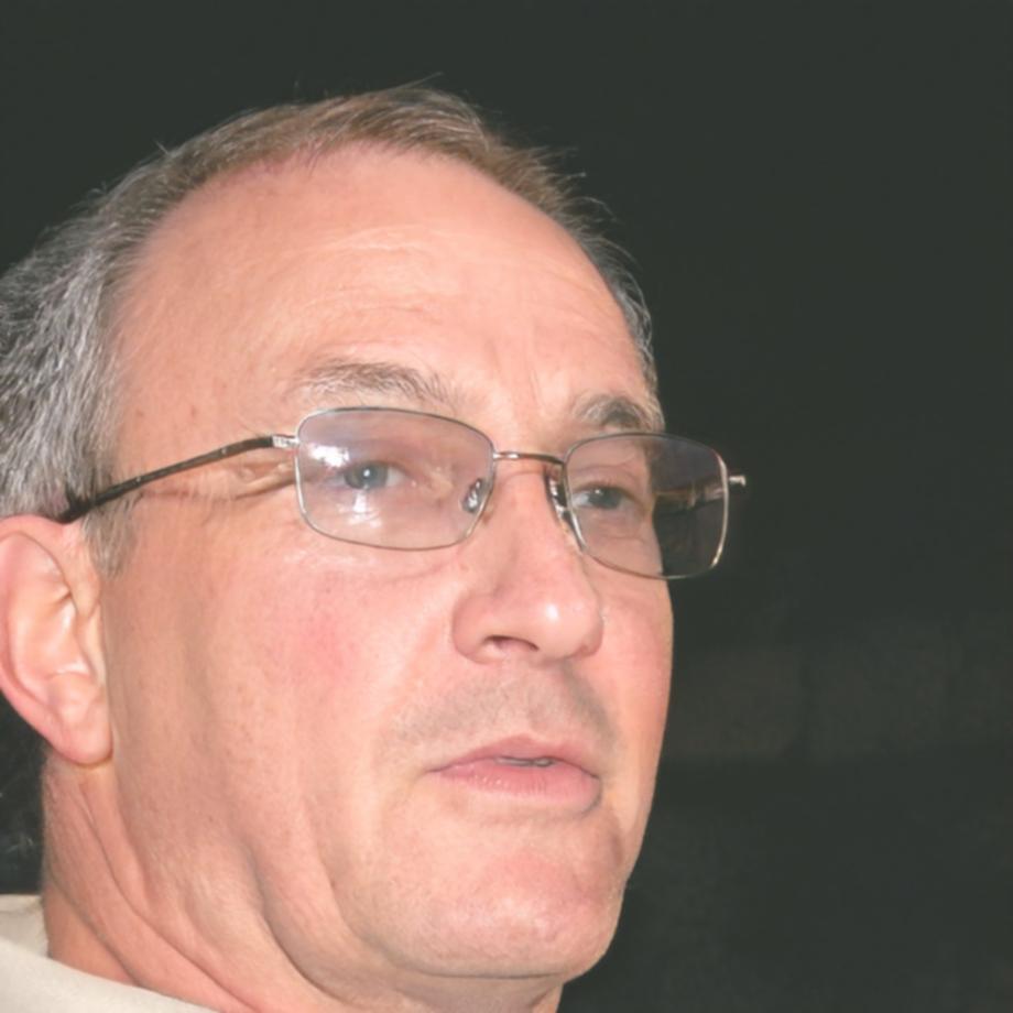 Тимур Баянов